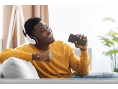 VoiceMod AI Text-To-Song v1.0: Convert Boring Messages into a Meme Song!