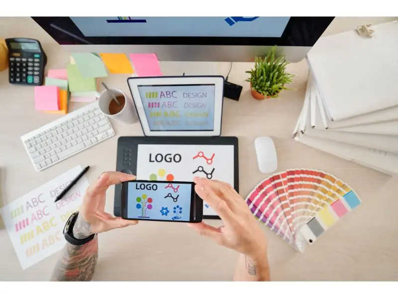 AI LogoBrainStorm: Express Your Vision Through 10 Professional Logos