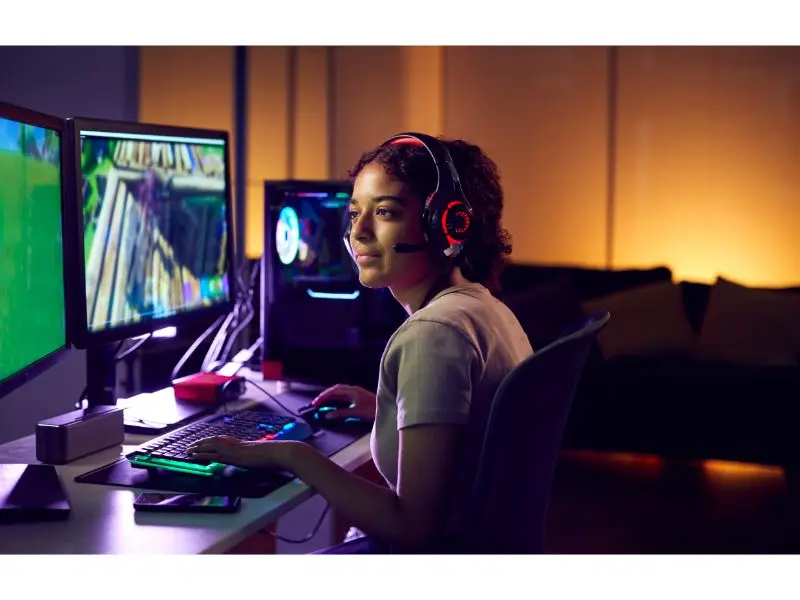 Wallpapers AI: Generate Eye-Catching, Cool Wallpapers in 1 click