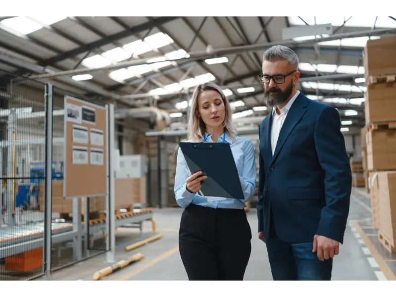 FutureDesk AI-Top 8 heavenly AI tools for gigantic businesses